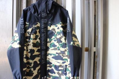 「ストリートブランドのA BATHING APE 」