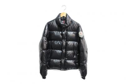 「ラグジュアリーブランドのMONCLER 」