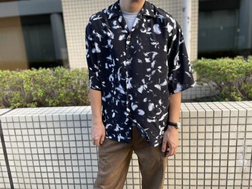 【新品タグ付き】LAD MUSICIAN フェザー 総柄 長袖 シャツ M 新品タグ付き】LAD MUSICIAN フェザー 総柄 長袖 シャツ M