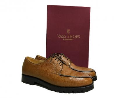 「インポートブランドのVASS SHOES 」