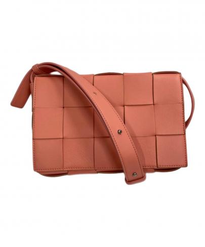 「ラグジュアリーブランドのBOTTEGA VENETA 」