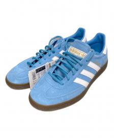 「スニーカーのadidas 」