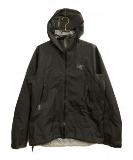 「アウトドアブランドのARC'TERYX 」