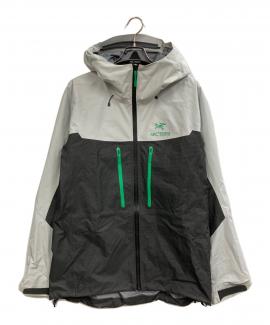 「アウトドアブランドのARC'TERYX 」