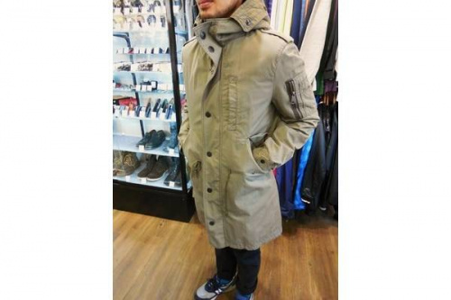 トップスのジャケット