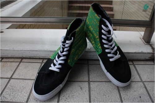 スニーカーのNIKE