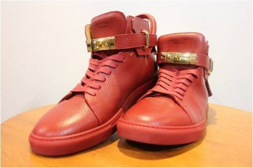 船橋のスニーカー