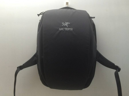 バックパックのブレード