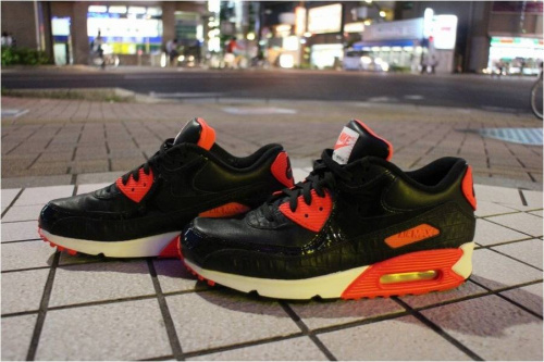 船橋のスニーカー