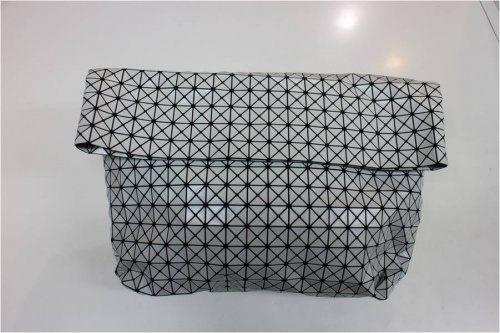 クラッチバック