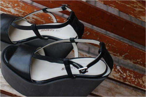 サンダルのジルサンダー