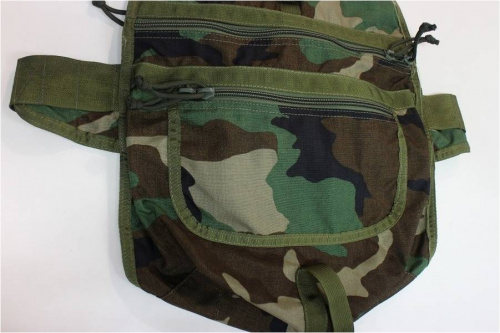 ブリーフィングのバッグ