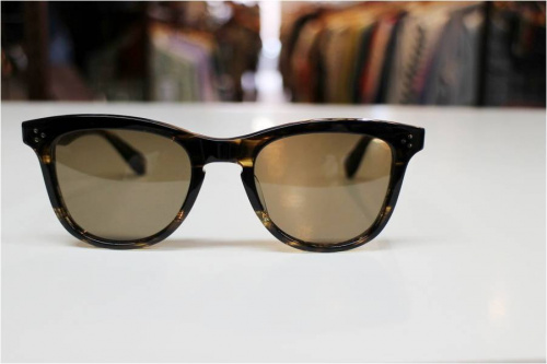 OLIVER PEOPLESのオリバーピープルズ