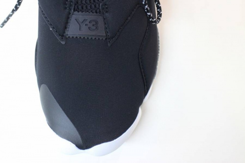 スニーカーの船橋