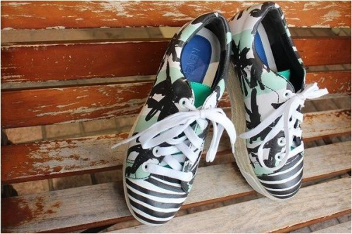 ケンゾーのシューズ