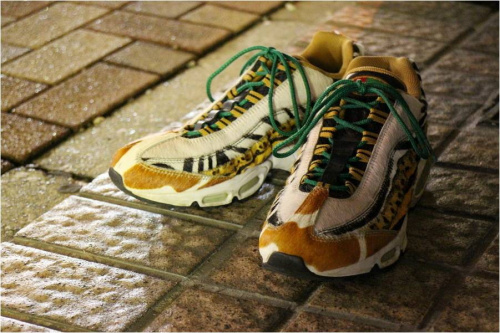 NIKEのAIRMAX95