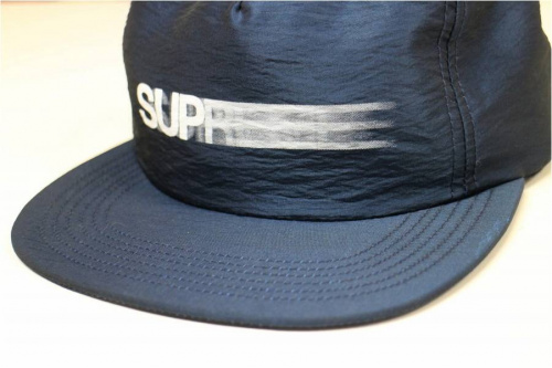 シュプリームの16SS