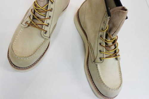 レッドウイングのブーツ