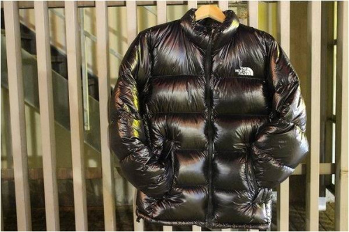 ヌプシジャケットのライトヒートダウンジャケット