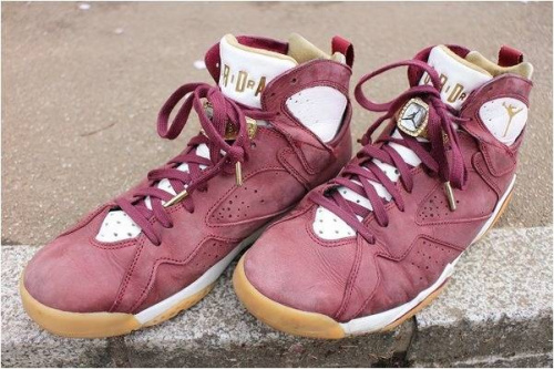 JORDANのスニーカー