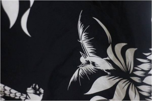 ブルーナボインのアロハシャツ