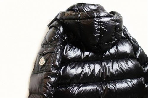 MONCLERのモンクレール