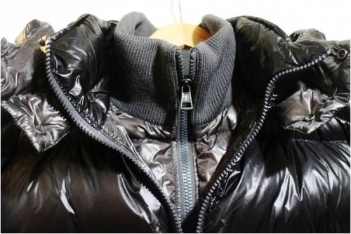 モンクレールのダウン