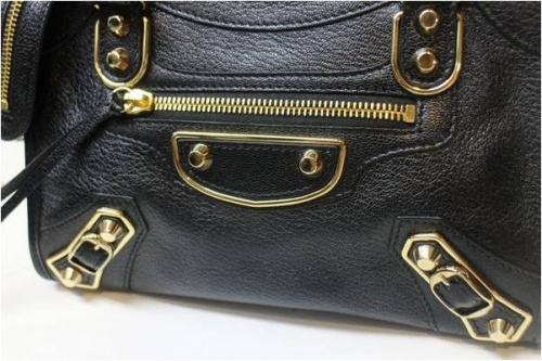 BALENCIAGAのバレンシアガ