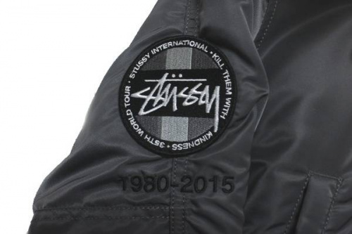 アルファのstussy