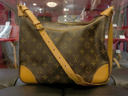 ラグジュアリーブランドのLOUIS　VUITTON