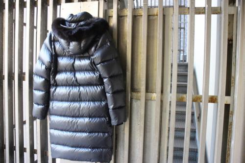 ダウンコートのレディース