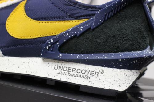 スニーカーのNIKE×UNDERCOVER