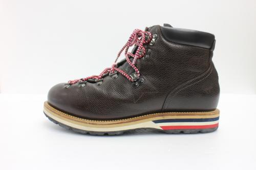 トレッキングシューズの古着買取