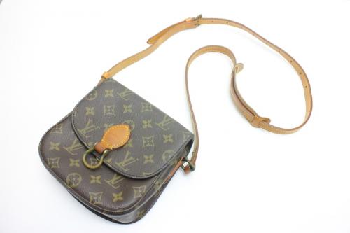 ラグジュアリーブランドのLOUIS VUITTION