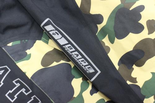 スノーボードジャケットのマウンテンパーカー