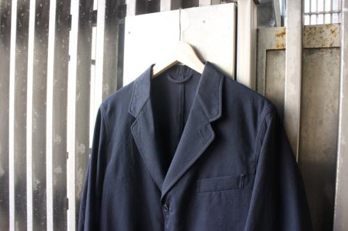 コモリのジャケット