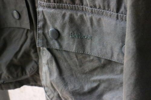 バブアー×ワークノットワークのオイルドジャケット