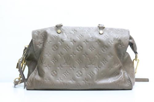 LOUIS VUITTON 　のルイ ヴィトン　