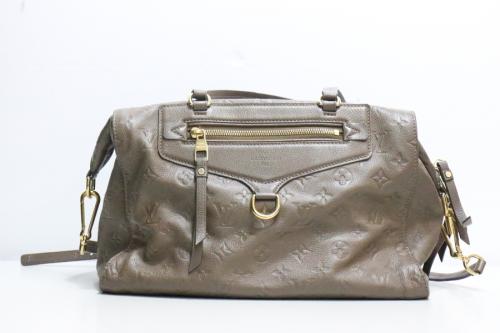 ルイ ヴィトン　のバッグ