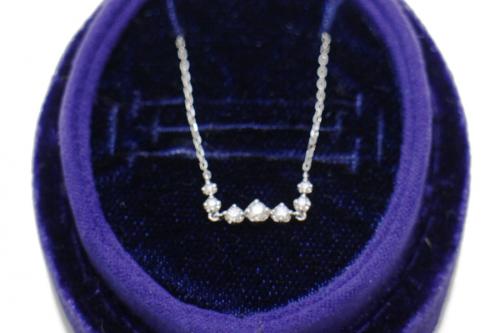 ヴァンドーム アオヤマの7連ストーンブレスレット