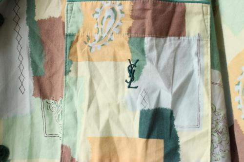 イヴサンローランのオープンカラーシャツ