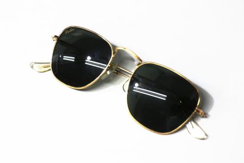 RAYBANのレイバン