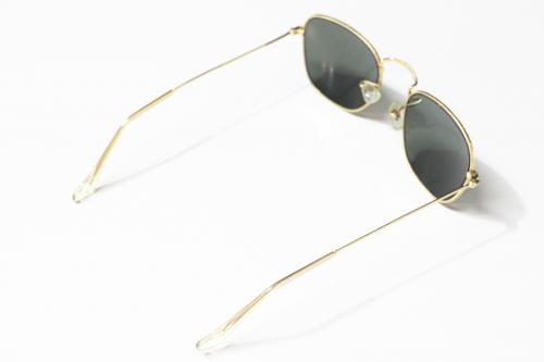 レイバンのサングラス