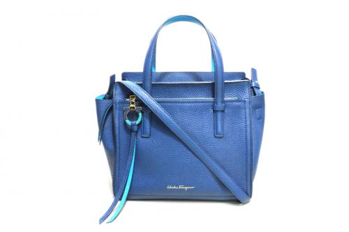 Salvatore Ferragamoのサルヴァトーレ フェラガモ