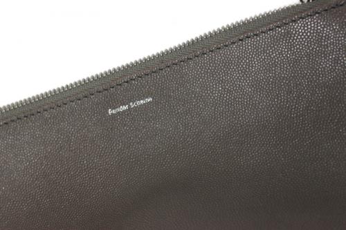 レザーポーチのユニセックス