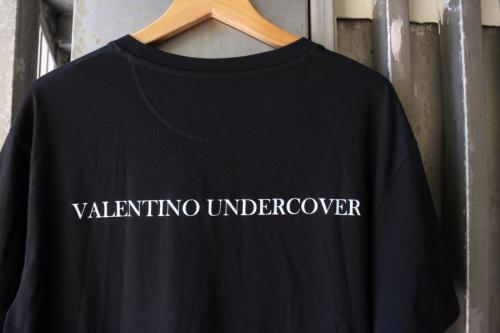 VフェイスローズプリントTシャツの古着買取