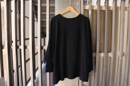 ヨウジヤマモトのI NEED HIGH MAINTENANCE TEE