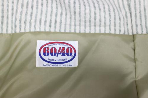 シエラデザインのショートマウンテンパーカー