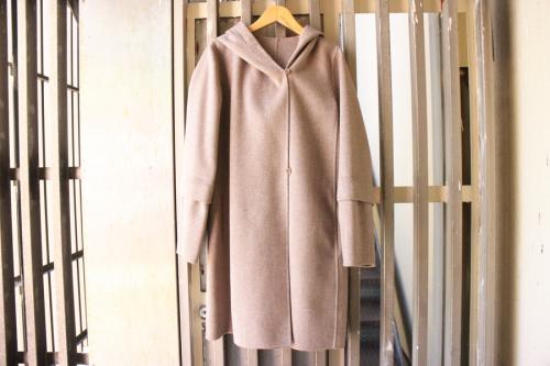 エス マックスマーラのフード付ベルテッドコート