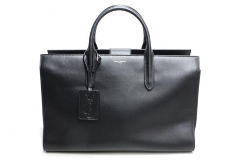 Saint Laurent Parisのサンローランパリ